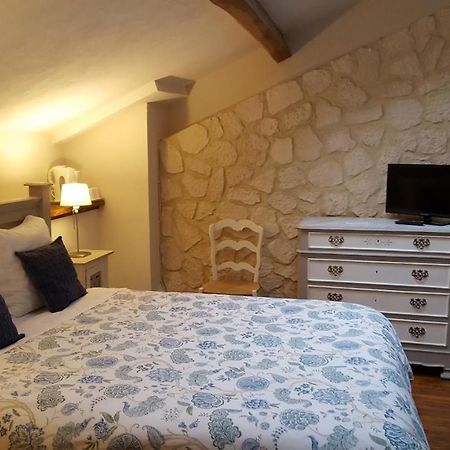 Les Tilleuls Bed & Breakfast Saint-Pé-Delbosc Exterior photo