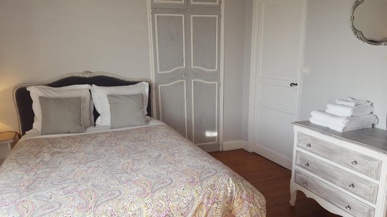 Les Tilleuls Bed & Breakfast Saint-Pé-Delbosc Exterior photo